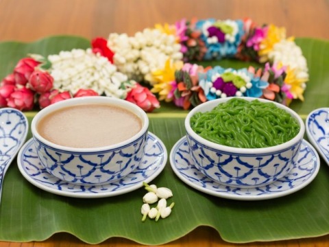 ลอดช่องสยามผลิตสดใหม่ทุกวัน